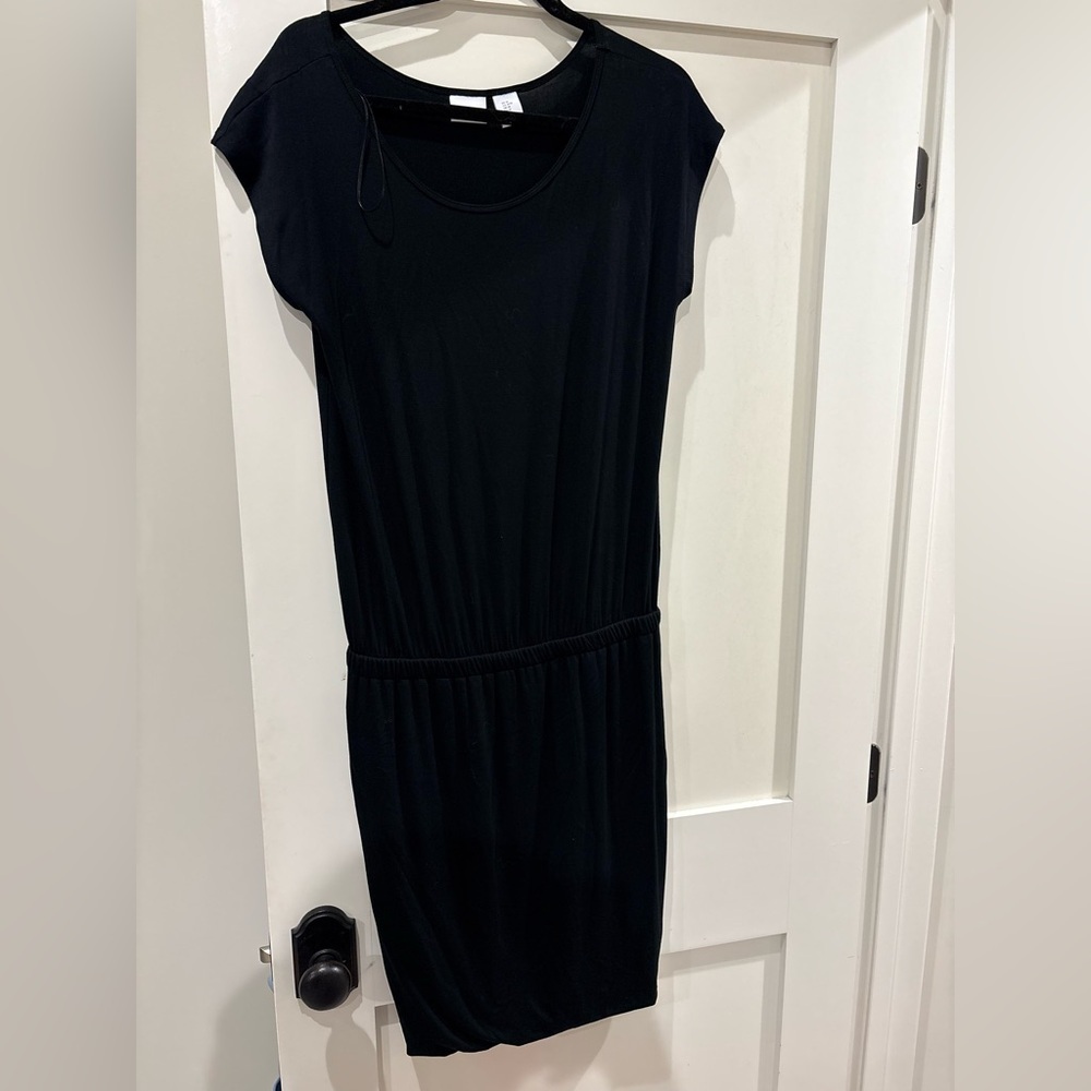 Me at Classic Black Women's Scoop Neck Dress